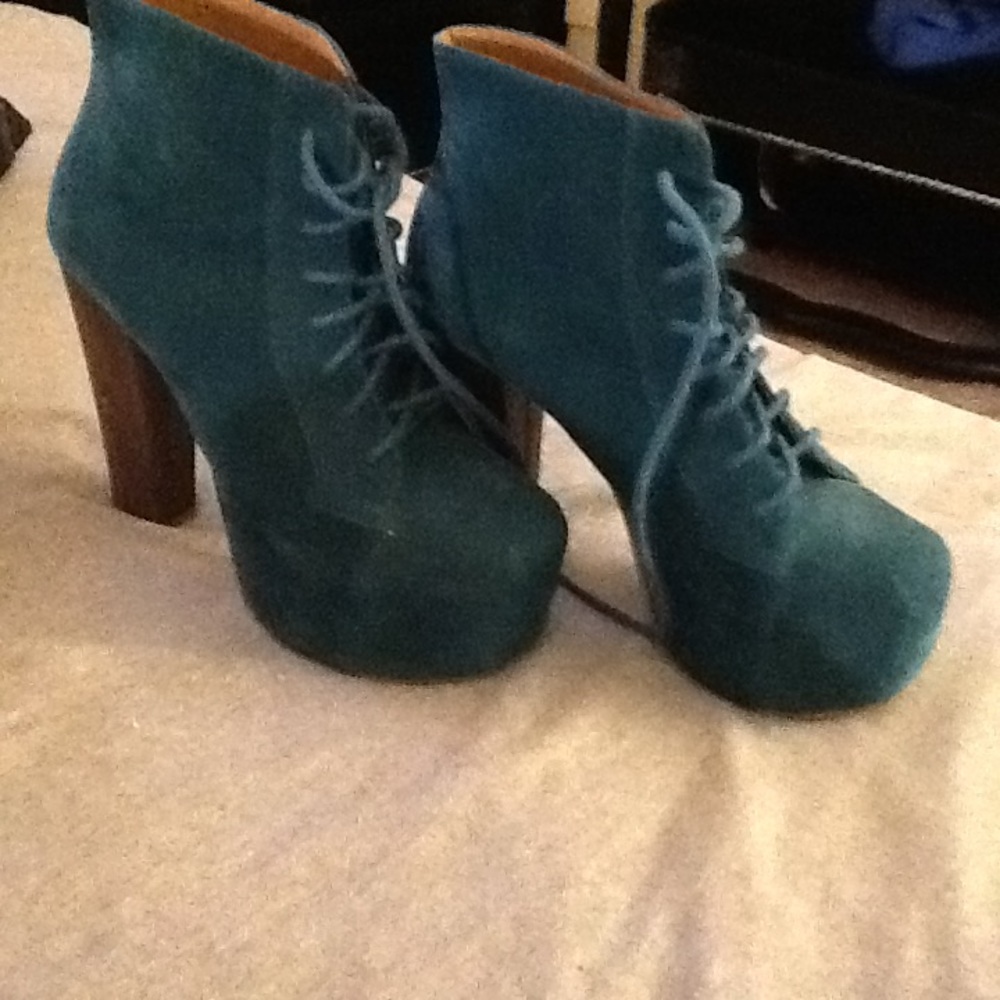 Booties - Picture 4 of 4